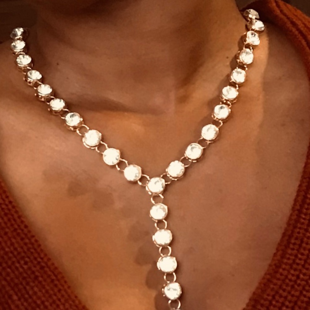 Linear jeweled necklace